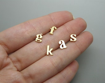 Initial Stud Earrings A-Z, Personalized initial earring studs, Post initial earrings, Personalized Jewelry, Letter studs