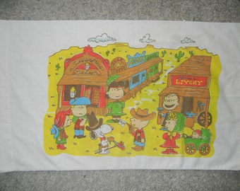 Vintage 70s Charlie Brown Peanuts Pillowcase