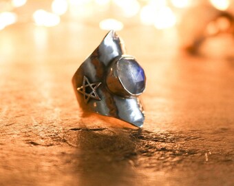Sterling Silver & Moonstone Pentagram Ring - SIZE UK i // US 4.5 - pagan moonstone ring - silver pentagram ring - witch ring