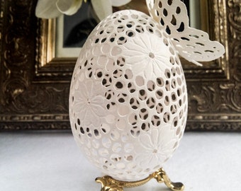 Hand carved egg, Lovely Lace, Unique Ornament, Butterfly ornament, Unique Gifts, Egg Art, Decorated Eggs, Eco friendly gifts ,Pysanky