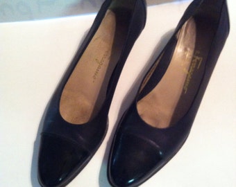 Vintage Women's Ferragamo Black shoes SZ 6 1/2