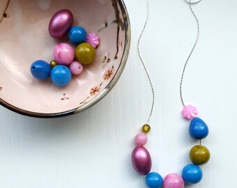 harajuku necklace - vintage remixed lucite - bold color - pink, blue, olive, green - floral, metallic