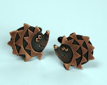 Hedgehog cufflinks in Copper Finish