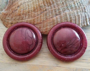 Vintage Big Plastic Marbled Burgundy Button Clip On Earrings