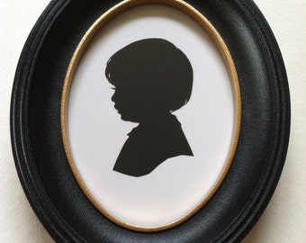 Silhouette Frame, Classic Disney Silhouette Oval Frame 5x7"