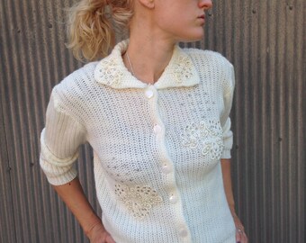 Vintage 1950’s Sweetheart Sweater