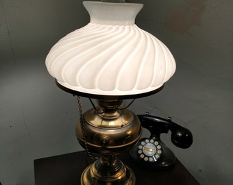 Vintage Aladdin Brass Table Lamp