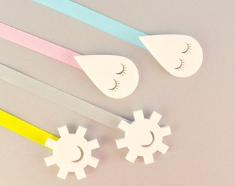 SECOND RIBBON - WHITE Hair Bow Hanger - Hair Bow - Holder - Hair Accessory Storage - Hair Clips