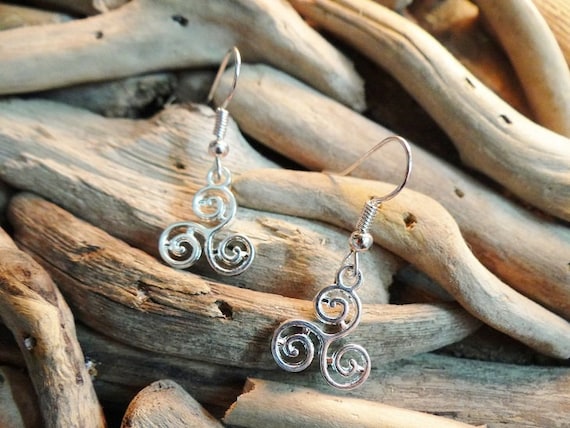 Triskelion Triskele Triple Spiral Fylfot Triquetra Celtic Earring Earrings Ear Ring Rings Drops Drop Pagan Wiccan Wicca Witch