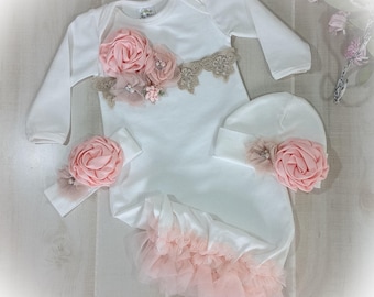 Newborn Girl Coming Home Outfit, Baby Girl Gown, Peach Coming Home Outfit, Baby Girl Take Home Outfit, Newborn Girl Layette