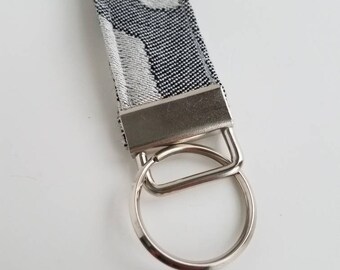 Wrap Scrap Key Fob - Pavo - Cheetah Noir - Wrap Scrap - Key Ring - Key Fob - Babywearing - Animal Print