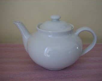 Vintage White Ceramic Teapot - White Tea Pots