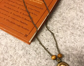 Vintage Silhouette Necklace