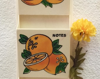 Hey Mr(Mrs) Postperson! Letters Notes Oranges!