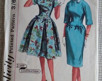 1960s Dress - 32" Bust - Simplicity 3538 - Vintage Sewing Pattern