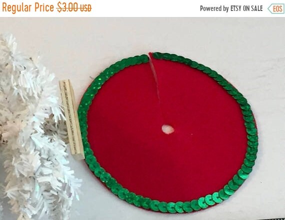 SALE Miniature Tree Skirt Mini Red And Green Christmas Dollhouse 112 Scale Accessory Holiday Decor Cra SALE Miniature Tree Skirt Mini Red And Green Christmas Dollhouse 112 Scale Accessory Holiday Decor Cra