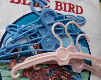 children's plastic hangers