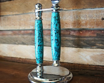 Turquoise shaving set razor and stand for Gillette Fusion HDX series