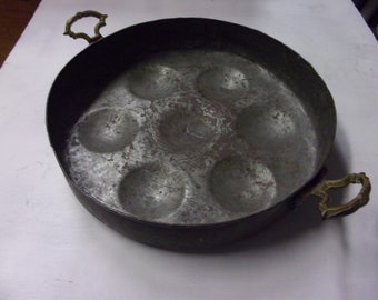 Antique copper egg poucher pan