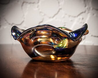 Sehr seltene 60er Jahre Tschechische Kunst Glasschüssel, hoch irisierende Oberfläche mit gebrochenen Abriss, Harrach, Skrdlovice Sklo