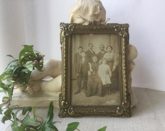 French vintage frame In pressed brass, 19th, Napoléon 3 III frame for picture
