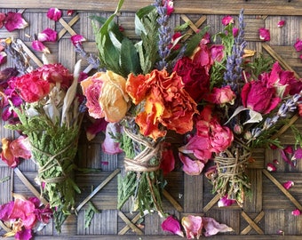 Mini Floral Smudge Stick, Sage, Sage Bundle, Smudge Bundle, Floral Sage, Floral Smudge, Incense, Cleansing, Ritual, Ceremony, White Sage