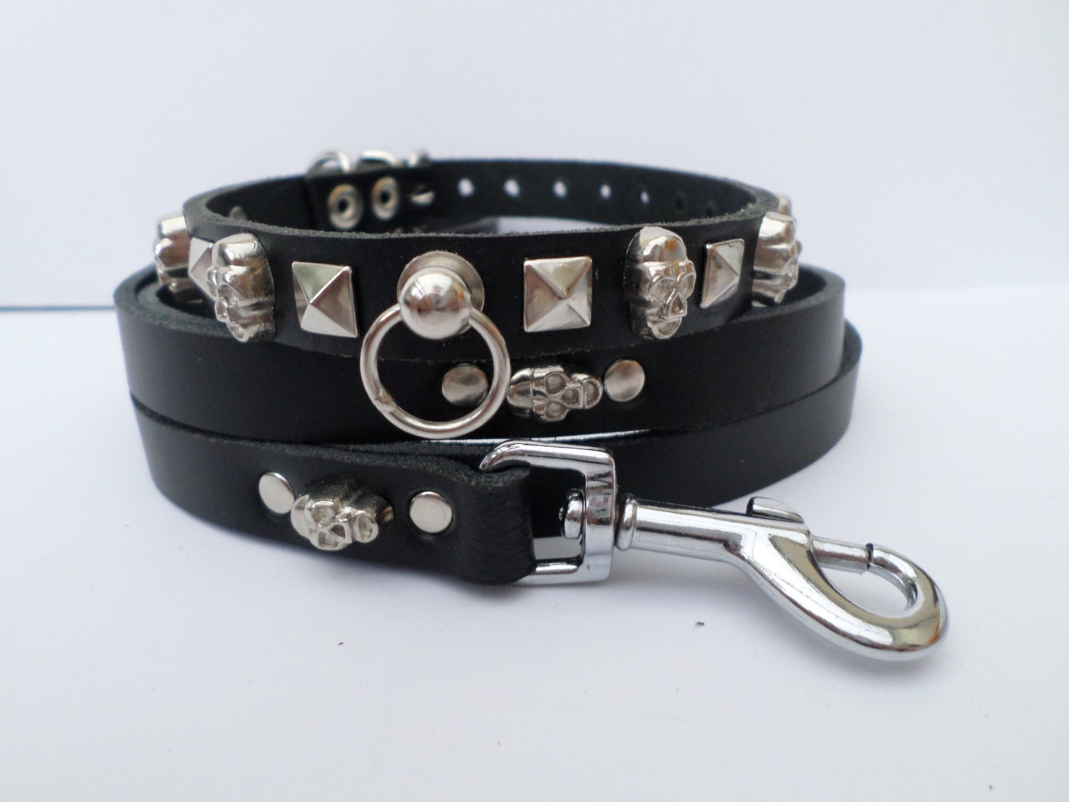 Chihuahua Dog Collar / Extra Small Dog Collar studs and skulls