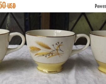 35% off Sale Tea Cup With Gold Wheat Motif Century Service Corp Alliance Ohio Autumn Gold Leaf Pattern Mid Century Vintage China