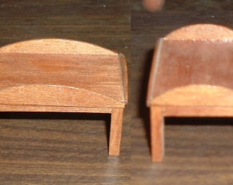 Miniature COFFEE TABLE (Infinity)