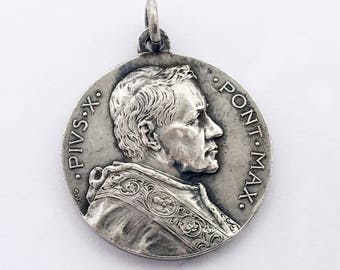 Antique Vatican Holy Medal Pope Pius X Madonna with Child Mater Bonorum Studiorum Pendant Good Mother Teacher Religious Medal