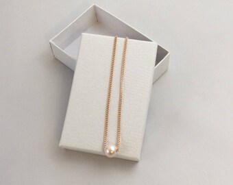 Floating Pearl Necklace, Dainty Necklace, Single Pearl Necklace, Simple Everyday Necklaces, Bridesmaid Necklaces