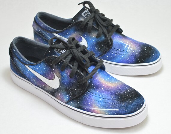 Nike Zoom Stefan Janoski Camouflage Taglia 3.5 UK NUOVO CON SCATOLA Nike Zoom Stefan Janoski Camouflage Taglia 3.5 UK NUOVO CON SCATOLA
