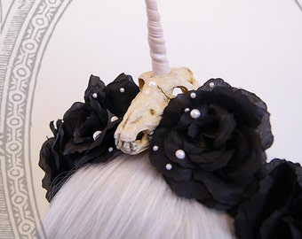 Unicorn Headpiece (goth, morbid ,skull, fascinator)