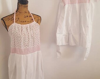 Mommy and Me Mother Daughter Apron Set, Handmade Ruffled Full Apron Set, Floral Print Patchwork Kitchen Aprons Grandmother Mother Daughter