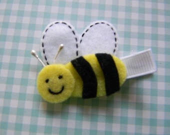 Exclusive Buzzing Bumble Bee Felt Clip