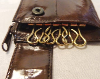 Choice of Eelskin keycases with zippered coin slots or change holders 6 key holder sand or dark brown unused vintage