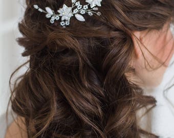 GLOWING WHITE | Hair vine, bridal headpiece, wedding hair accessory, floral bridal vine