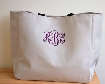 CLOSEOUT! Monogram tote, Bridesmaid Gift, Personalized Tote Bag Bridesmaid, Cheap Wedding Party Gift, bridesmade gift, bridemaid