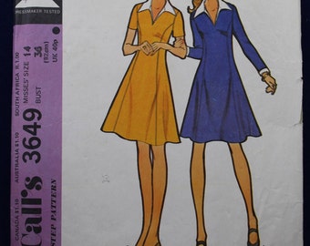 Vintage Sewing Pattern for a Woman's Dress in Size 14 - McCall's 3649