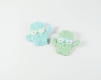 Cactus Brooch / Spirited Cactus Wearing Nerdy Glasses Felt Brooch / Ready for School Felt Cactus Pin / Felt Cactus with a Bold Personality