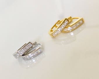 Cz Ear huggies, huggie hoop earrings, Cz earrings, Minimalist Earrings. Gold Earrimgs