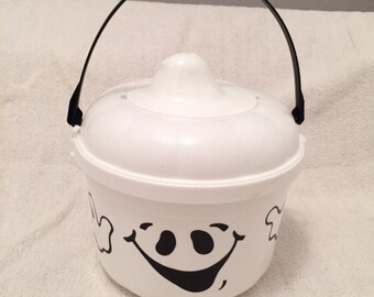 Vintage McDonald's Ghost Plastic Trick Or Treat Candy Bucket
