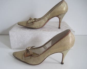 PALTER DeLISO Debs Shoes Pumps Heels Wedding Bridal Prom Gold VINTAGE Size 6.5 7 N A1916
