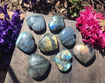 Labradorite Heart / Labradorite Crystal / Labradorite Specimen
