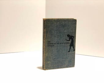 Nancy Drew and The Mystery at the Moss-Covered Mansion by Carolyn Keene 1941