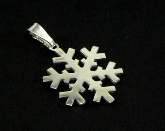 Pendant Snowflake in Silver 925