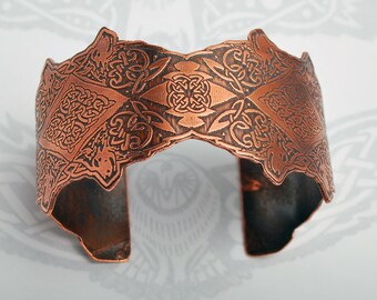 Celtic Wolf bracelet, Viking wolves cuff, celtic cuff, wolves of Odin, Norse cuff, celtic knotwork, Fenrir, Geri and Freki