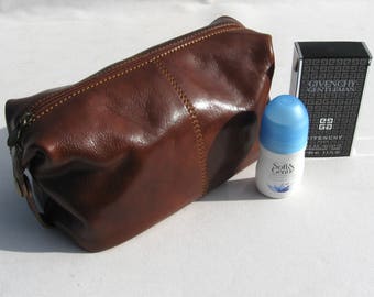 Enzo Olletti Italian leather single zipped washbag