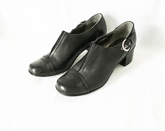 Black leather shoes - Leather shoes - Stacked Heel shoes - Kenneth Cole shoes - Minimalist leather shoes 8.5 - Black leather slip ons