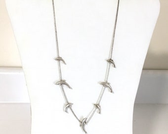 7 Dolphin Liquid Silver Necklace 925 Sterling Silver gw18-031